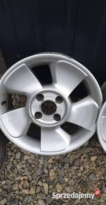 FORD PUMA FELGI ALUMINIOWE 6J X15 4X108 ET34 Samochodowe Modlniczka