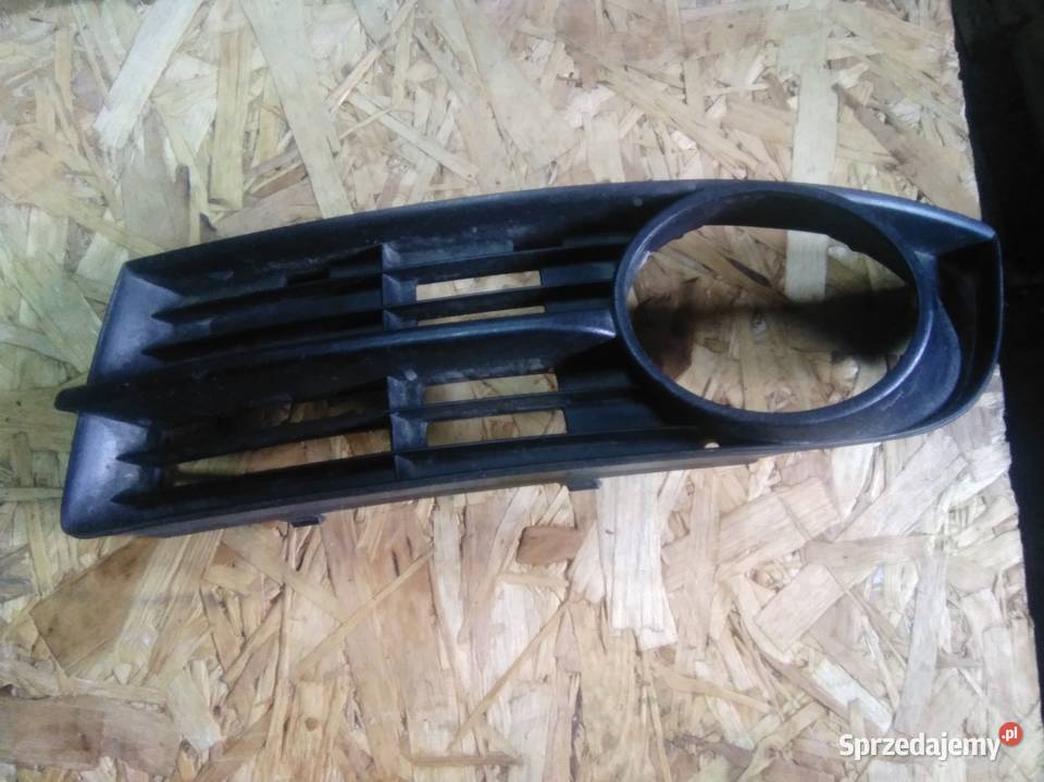 Zaślepka zderzaka lewa VW Touran Cewice sprzedam