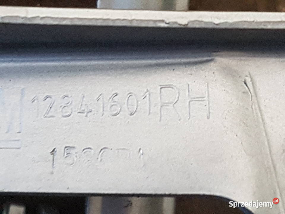 OPEL INSIGNIA A LIFT ZAWIAS MASKI ZAWIASY MASKI osobowe Zawiasy, bolce i prowadnice wielkopolskie Turkowice