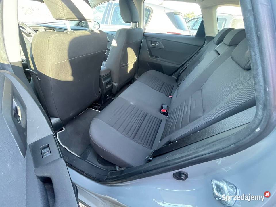TOYOTA Auris 18i 136 Hybride Touring Sports hybryda Przemyśl