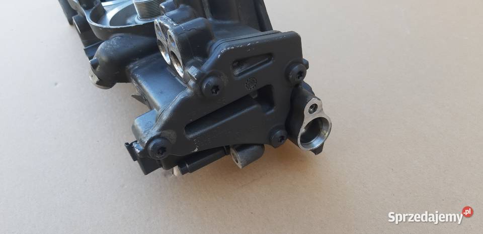 VOLVO FH4 FM4 PODSTAWA FILTRÓW PALIWA 24137489 Pozostałe lubuskie Bieleń