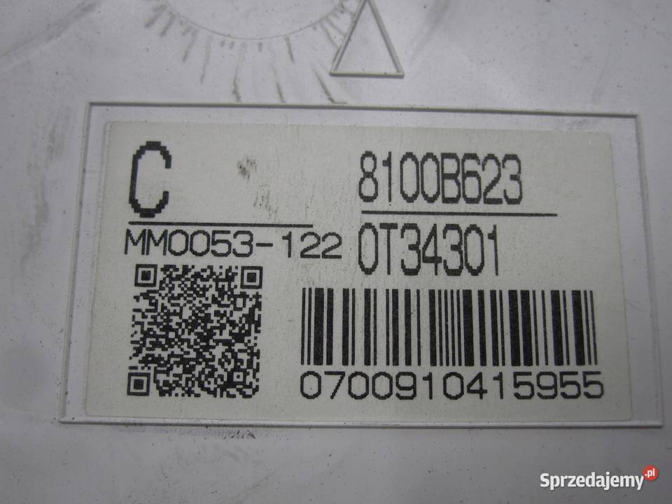 OUTLANDER LIFT II 11r licznik zegary 8100B623 Kielce