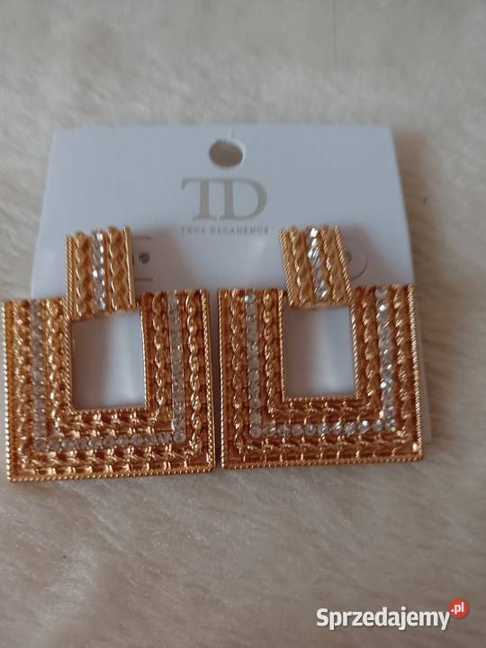 Bogato zdobione kolczyki wieczorowe z Londynu Dla kobiet sprzedam