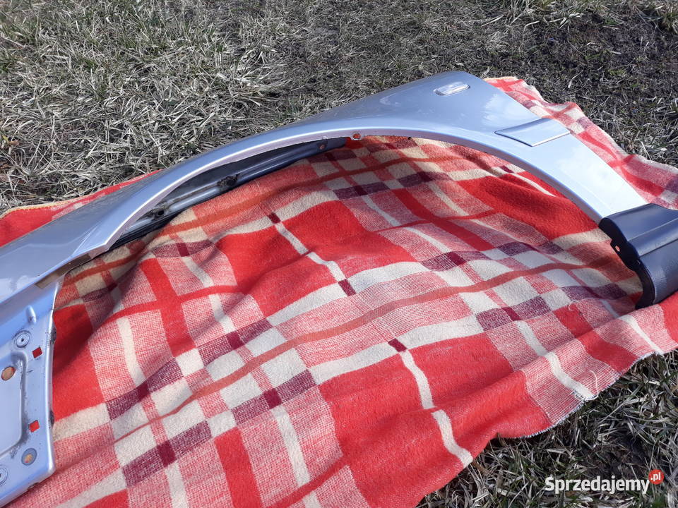 Blotnik Audi A4 B5 Lift kolor LY7W srebrny części blacharskie Pszczółki sprzedam