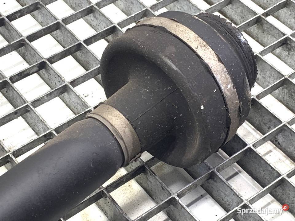 PÓŁOŚ PRAWY TYŁ BMW G30 7856936 44 625 Półosie