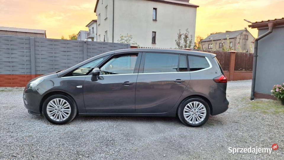 Opel Zafira Touer 2015r 16 CDTi 136EcoFlex7osb sprowadzony Samochody osobowe Szydłowiec