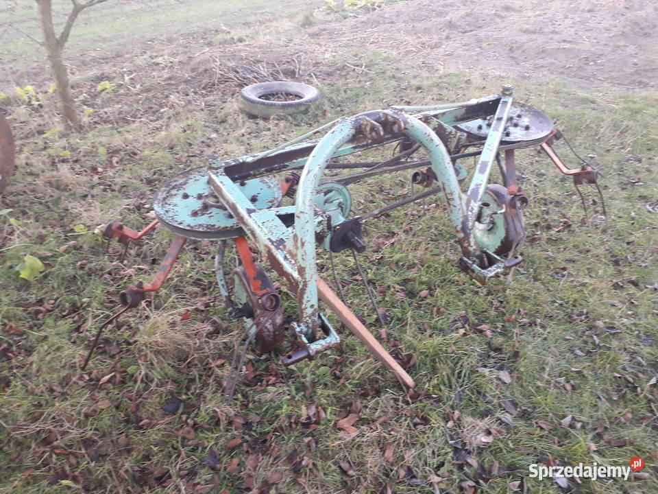 Przetrząsacz do siana Zgrabiarki i przetrząsacze Radom