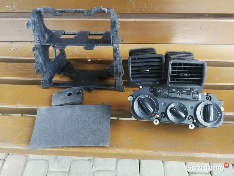 Plastiki wnętrza golf v Motoryzacja Gilowice