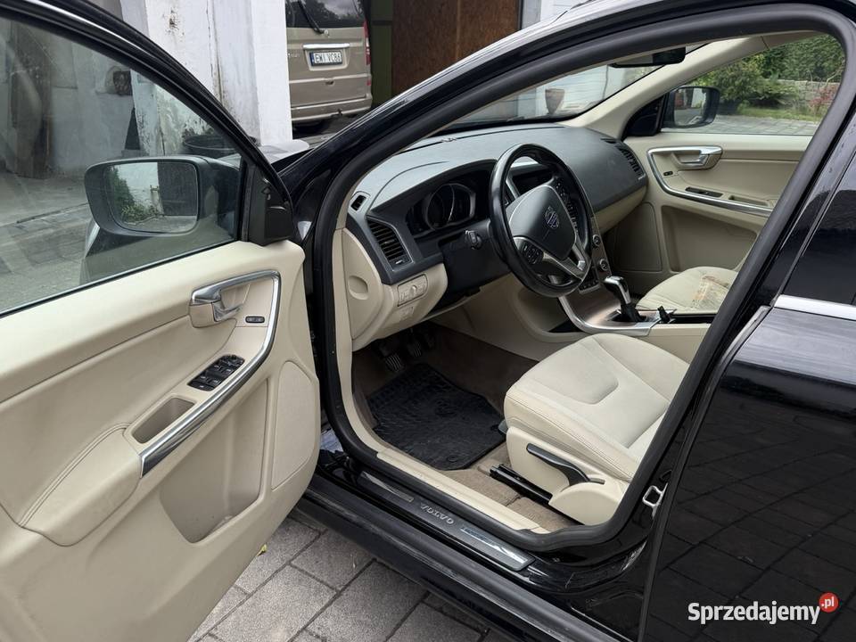 Volvo XC60 D4 Manual diesel 181 Motoryzacja