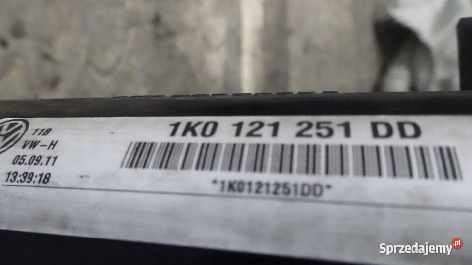 VW CADDY III LIFT 16 TDI 09r chłodnica wody osobowe