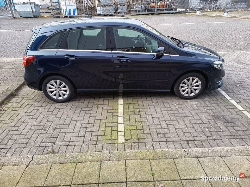Mercedes Bklasa W246 C180D 15CDI 109 bixenon led 109KM Lubaczów