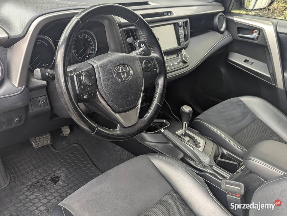 RAV IV hybryda z polskiego salonu czujnik deszczu