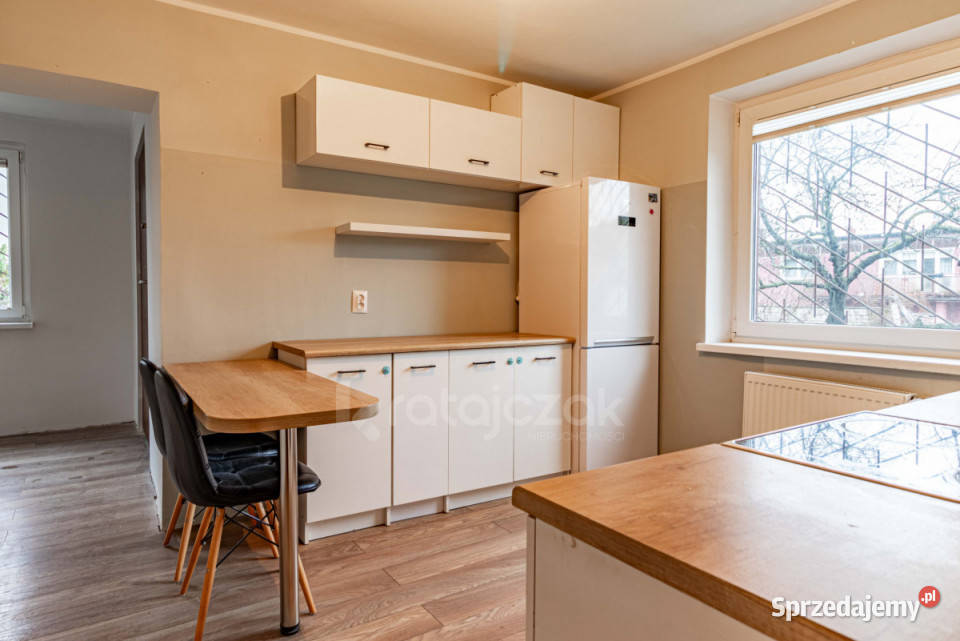 Sprzedam dom wolnostojący 137 metrów Rumia Liczba pokoi 6