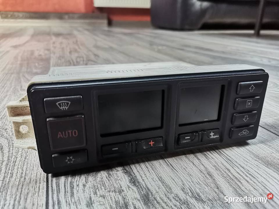 AUDI A4 B5PANEL KLIMATYZACJI 8D0820043H Ogrzewanie, wentylacja i klimatyzacja Trzeciewiec