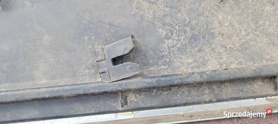 VW TIGUAN 5NA LISTWA DRZWI PRAWY TYŁ osobowe Ruda Śląska