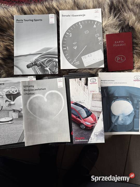 TOYOTA AURIS kombi 14 D salon bezwypadkowy jeden Auris Warszawa