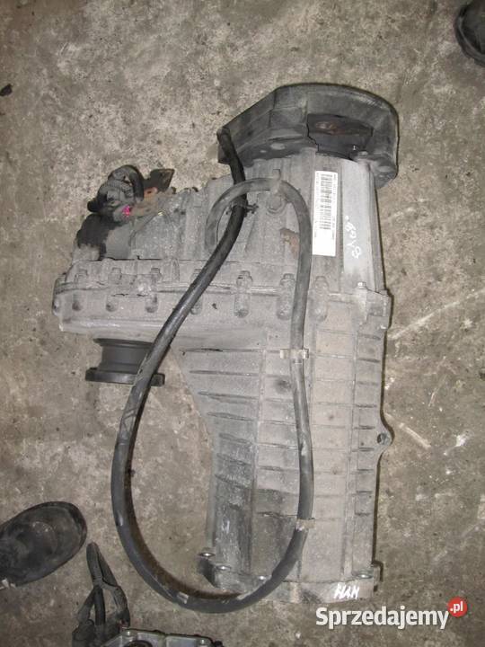 VW Touareg 25 tdi 174 08r 181 OAD341012L NVG świętokrzyskie