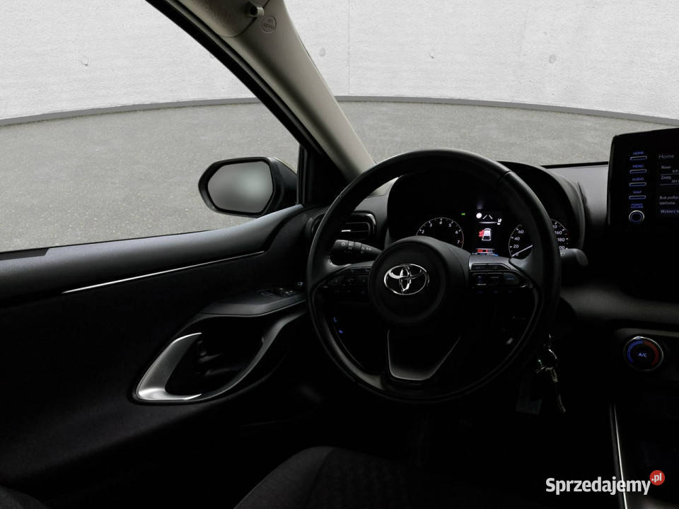 Toyota Yaris IV 2020 998cm3 dolnośląskie Komorniki sprzedam