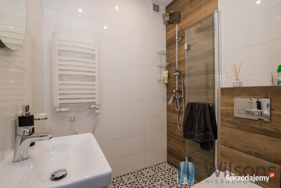 Sprzedam dom wolnostojący 215m2 Jabłonna