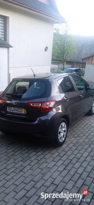 Toyota Yaris 10 2018r 125 poduszka powietrzna Węglówka