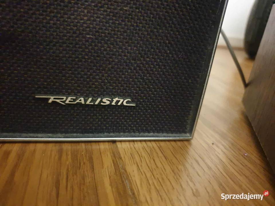 Realistic mini wieża z kolumnami vintage Leżajsk