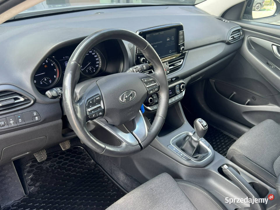 Hyundai i30 15DPI 110 Comfort Pakiet Zimowy manualna Piotrków Trybunalski