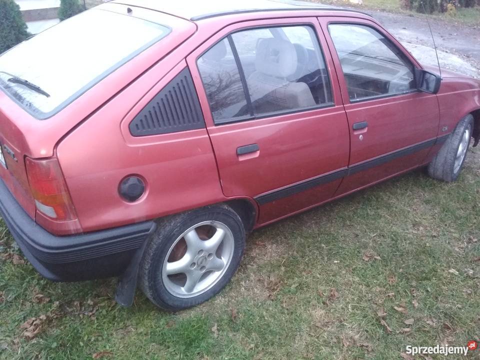 opel kadett 16B Automat unikat czerwony Leszczany
