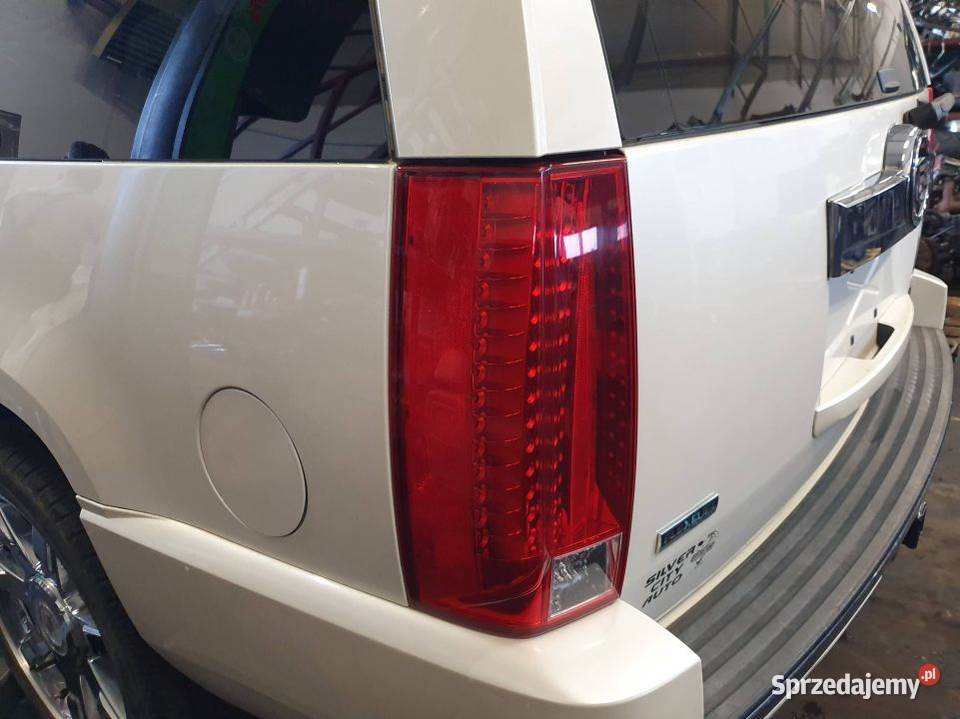 LAMPA LEWA TYŁ CADILLAC ESCALADE ESV KOMPLETNA Lipno sprzedam