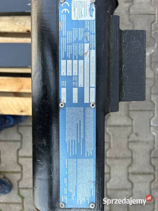 Pozycjoner wideł z przesuw boczny Cascade 80WFPS Ostrów Wielkopolski sprzedam