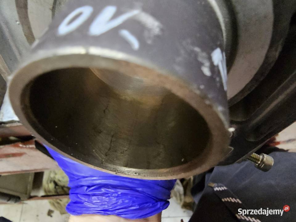 Hyosung gv125 cylinder tył tylny tylni aquila GV Jelenia Góra