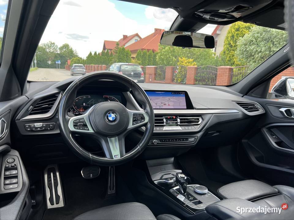 BMW SERIA 1 F40 20d 150 MPAKIETAUTOMATLIVE Turek