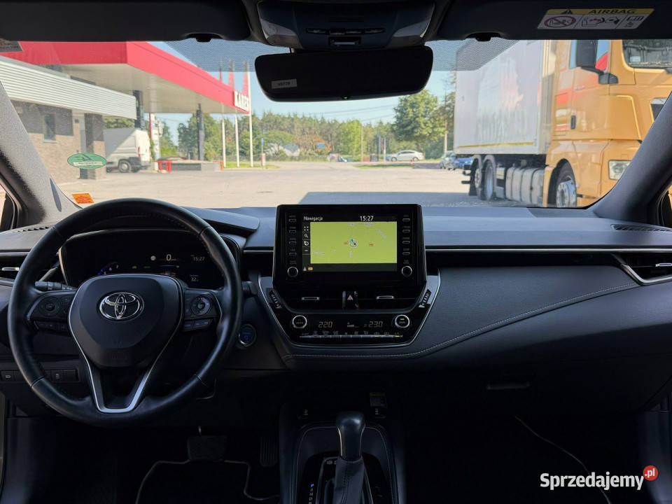 Toyota Corolla 18i 122 Hybrid Węgrów sprzedam