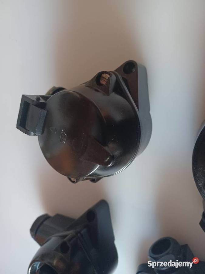 Czarny bakelit gniazdo wyłącznik puszki Poznań sprzedam