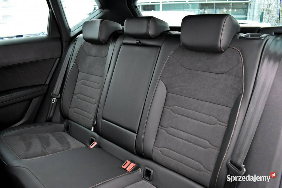 Cupra Ateca Bezwypadkowy Salon Polska Serwis ASO czujnik parkowania Łódź