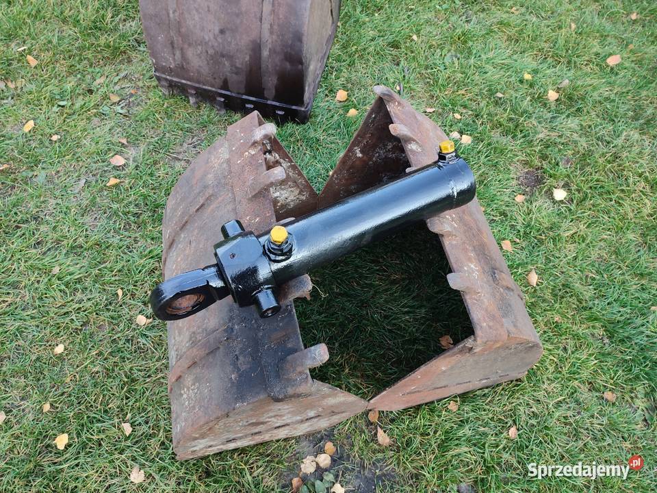 Siłownik hydrauliczny dwustronny łyzka widły Sędziszów