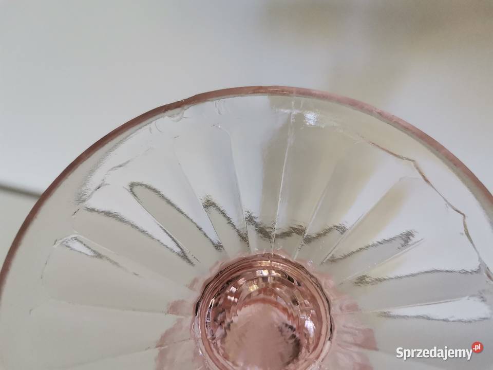 Stary różowy wazon kielich szkło Ząbkowice Katowice