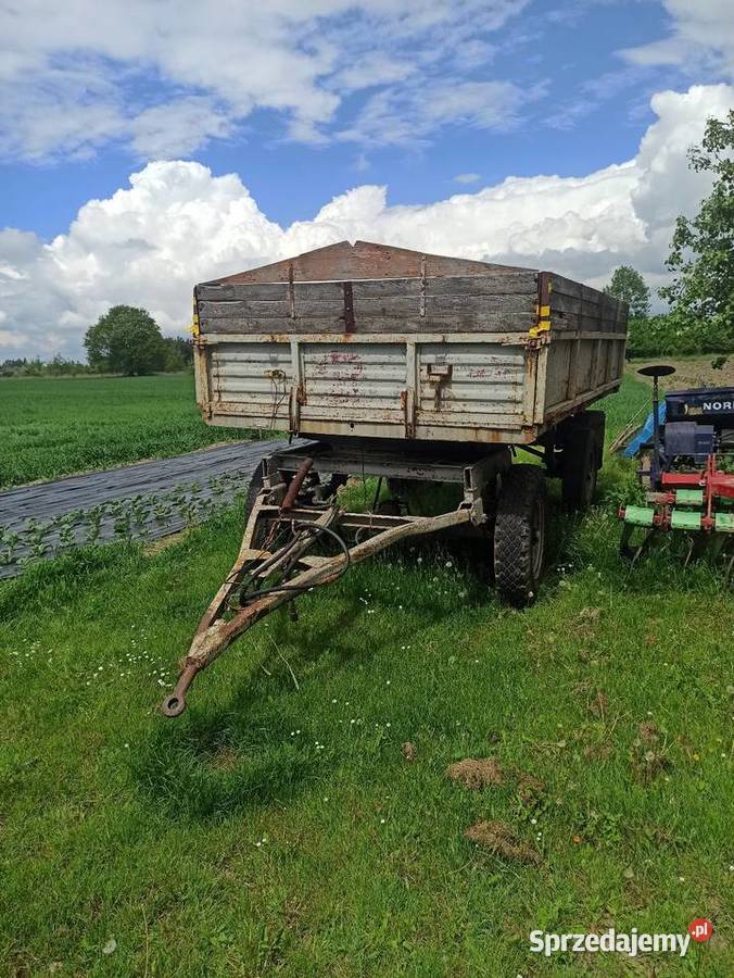 Przyczepa wywrotka D47 Autosan Sanok śląskie Konin