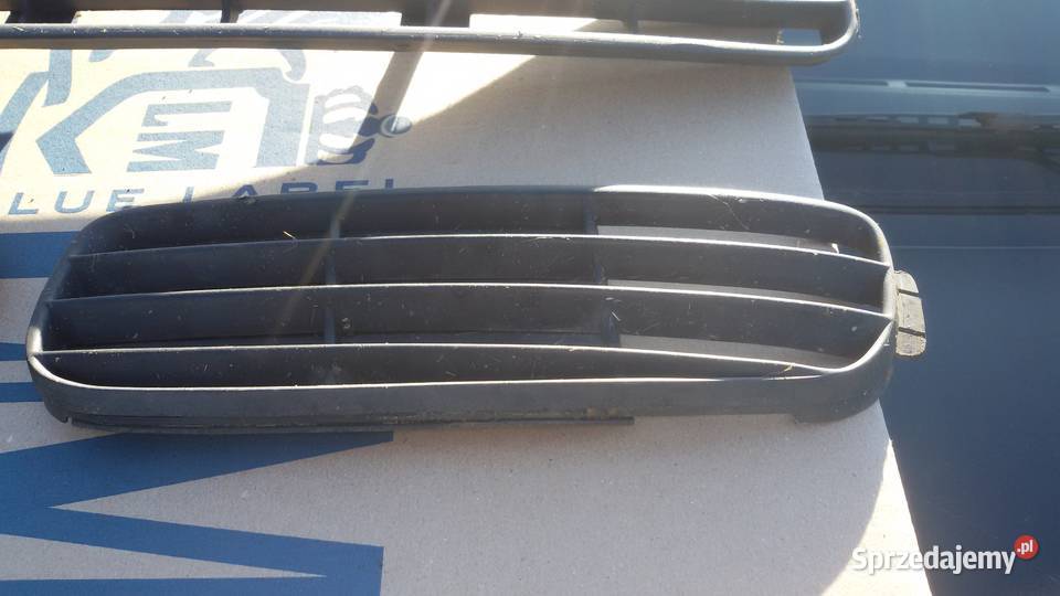 kratki przednie zderzaka audi 80b4 warmińsko-mazurskie