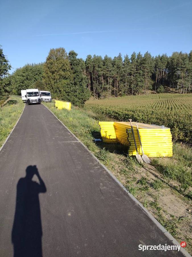 Zabezpieczanie ruchu pojazdów i pieszych Pozostałe usługi