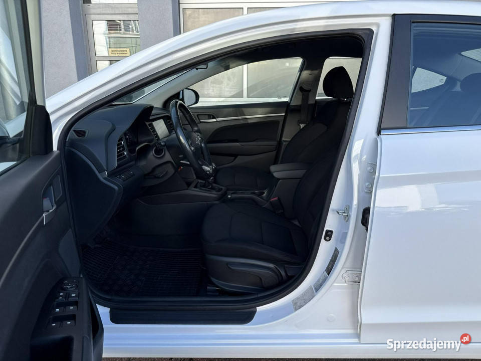 Hyundai Elantra 16 MPi 128 manual Salon Jeden aluminiowe felgi kujawsko-pomorskie Bydgoszcz