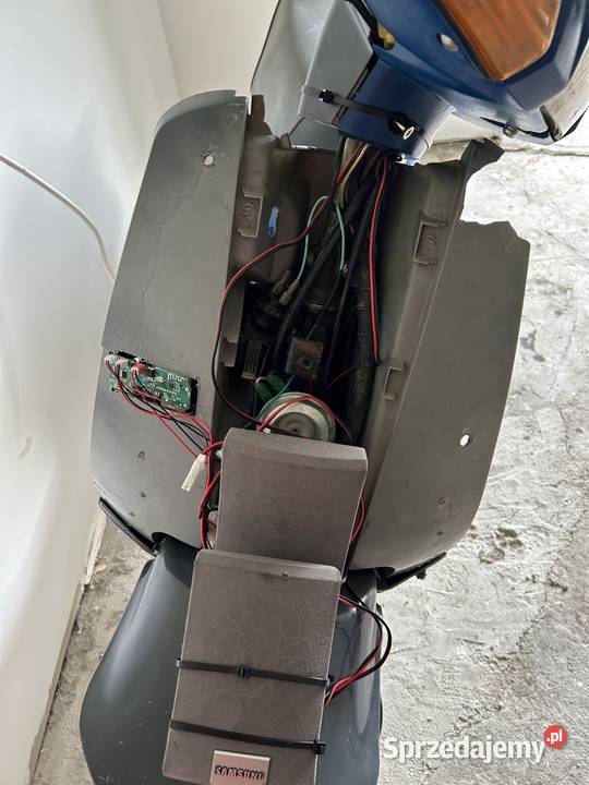 Sprzedam skuter qingq2 Suzuki kewwey Piaggio małopolskie Wiśniowa