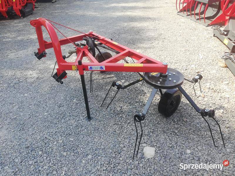 Przetrząsacz do siana PAJĄK przetrząsacz