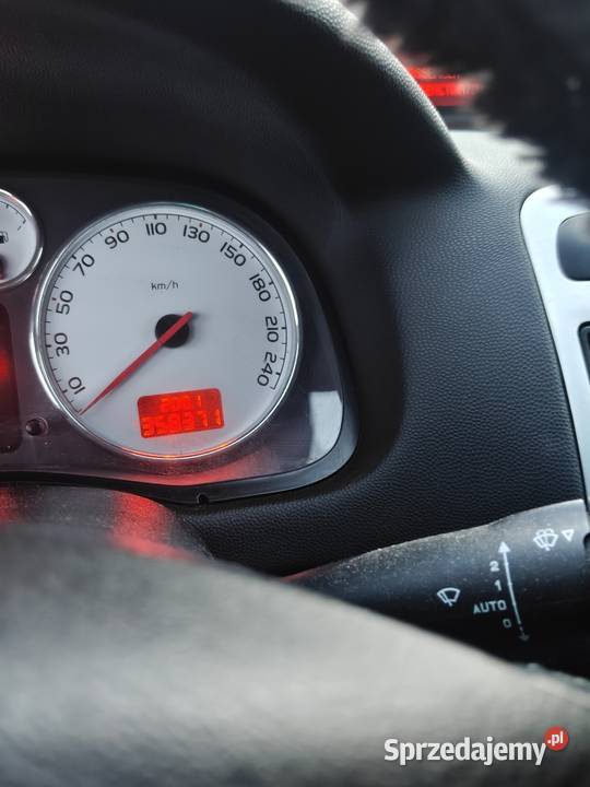 Sprzedam zamienię 307cc uszkodzony Bełchatów