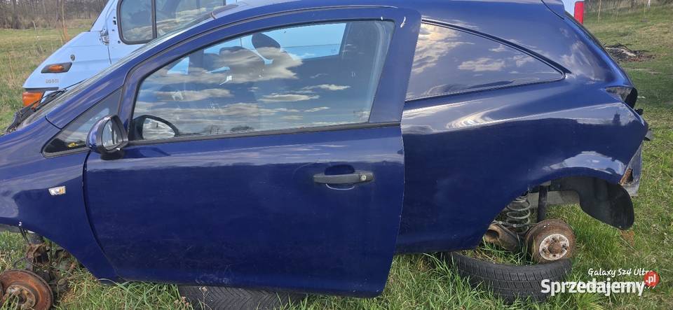 Opel Corsa D drzwi Z20Z Chełmno