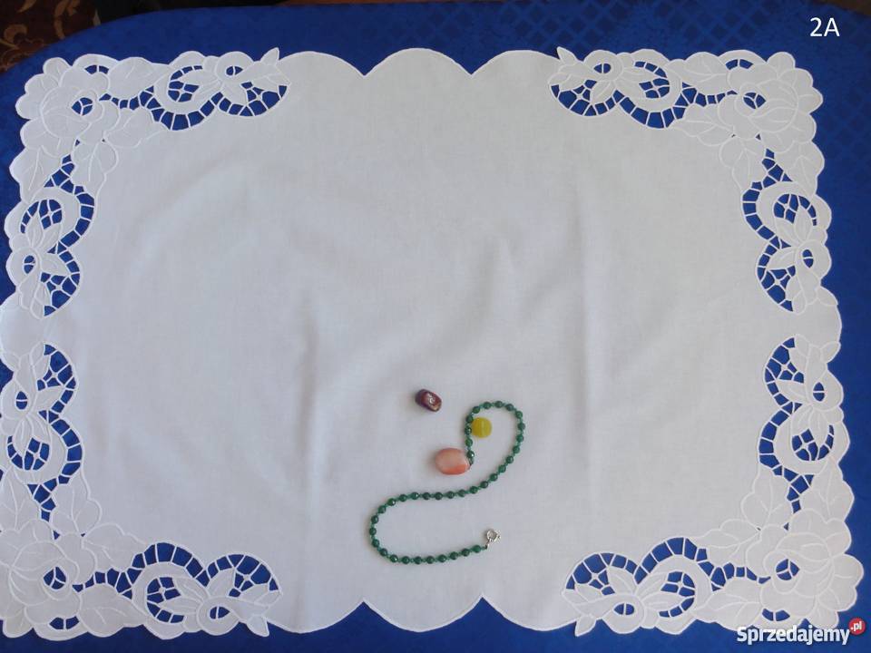 Serwetki bieżniki wyszywane ręcznie haftem lubelskie Lublin sprzedam