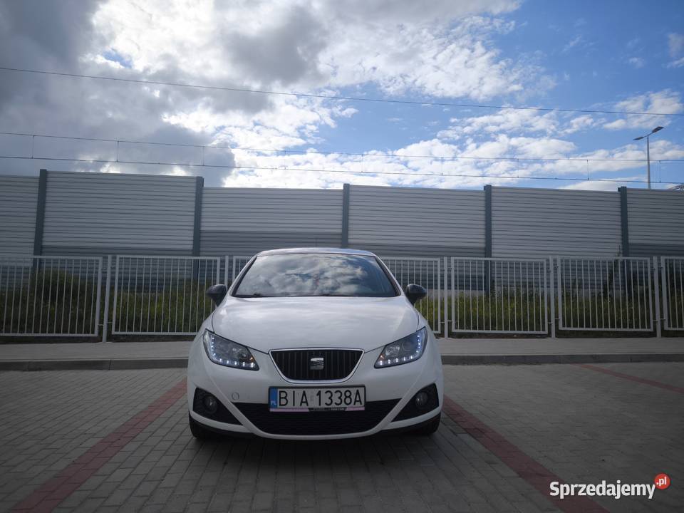 Seat Ibiza IV 19 6J TDI BXJ 90 5Drzwiowy szyberdach Baciuty