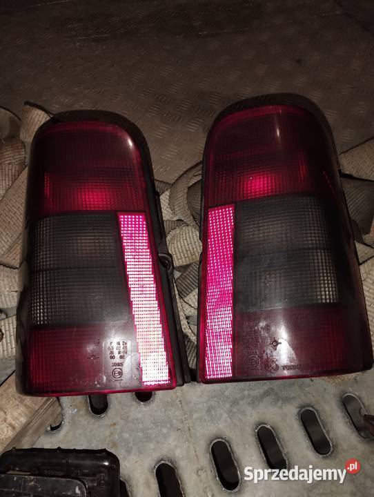 lampy tylne berlingo partner komplet Lampy tylne Sosnowiec sprzedam