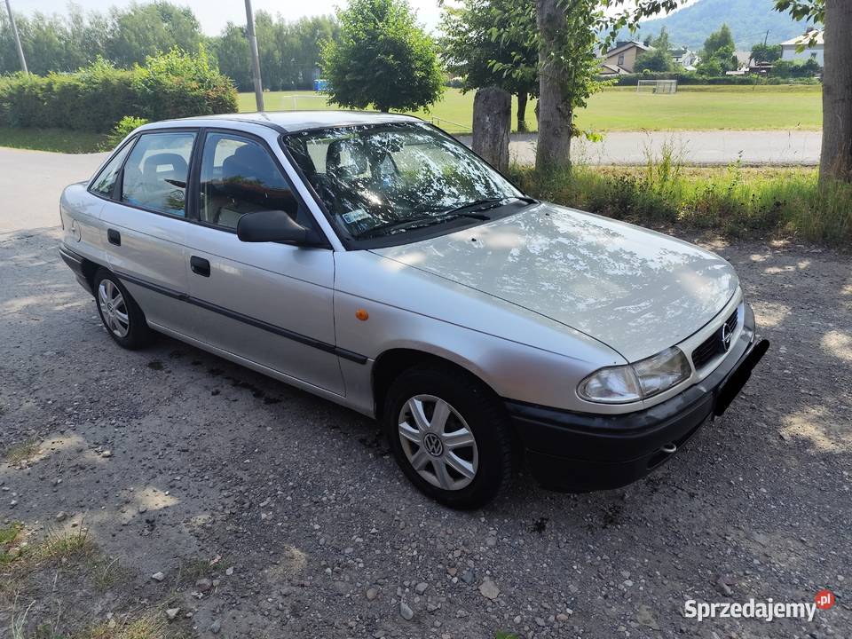 Opel Astra 14 Gaz Hak wspkierownicy długie 195000km Brzozów