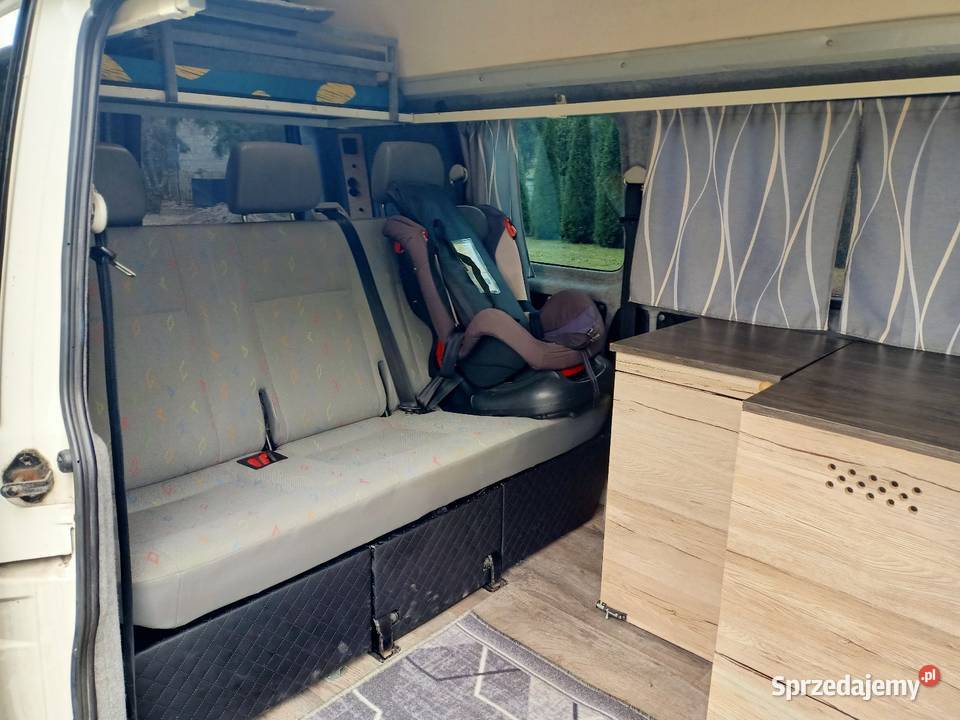 VW Transporter T5 9 osobowy 102KM Mrozy