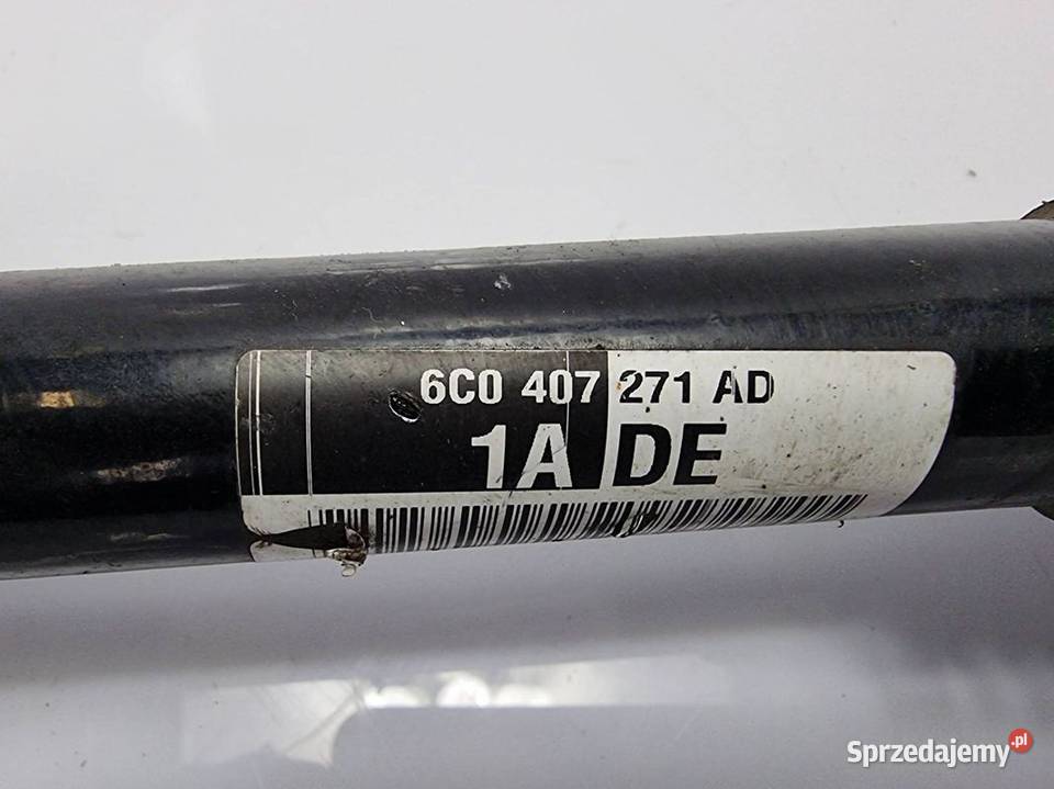 PÓŁOŚ LEWA PRZÓD SKODA RAPID 6C0407271AD